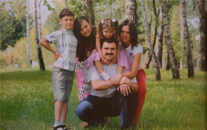 виктор лукашенко и его семья