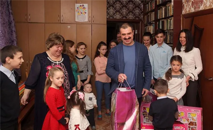 Лукашенко и благотворительность