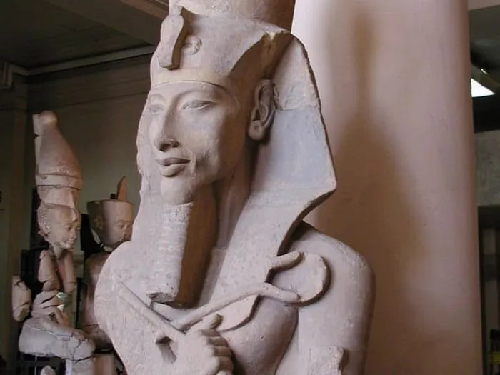 В Древнем Египте власть скреплял инцест.