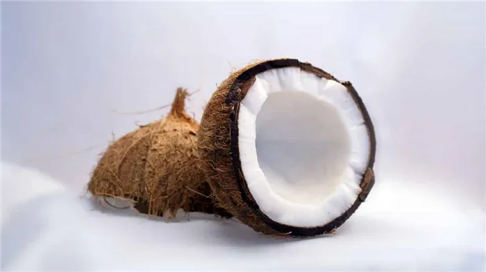Чем расколоть кокос