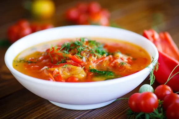 Кулинарная кругосветка: 6 супов с морепродуктами из разных стран 