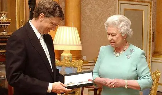 Билла Гейтса наградили титулом Рыцаря-Командора Ордена Британской Империи