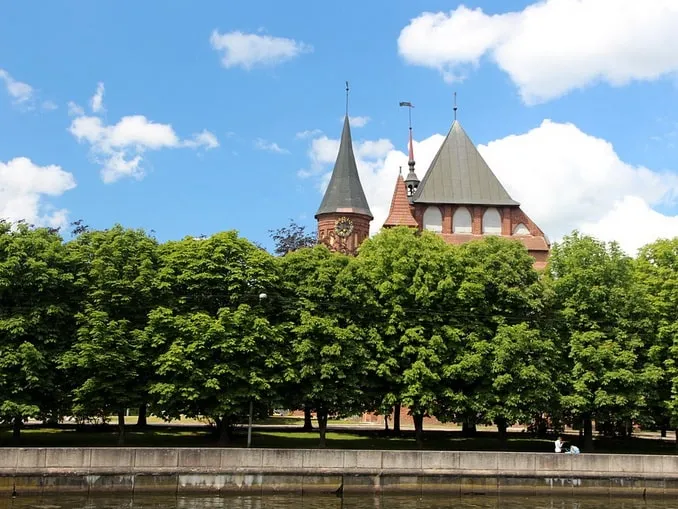 Калининград летом - кафедральный собор