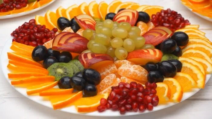 Красивая нарезка фруктов на стол