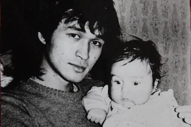 Виктор Цой с сыном Сашей