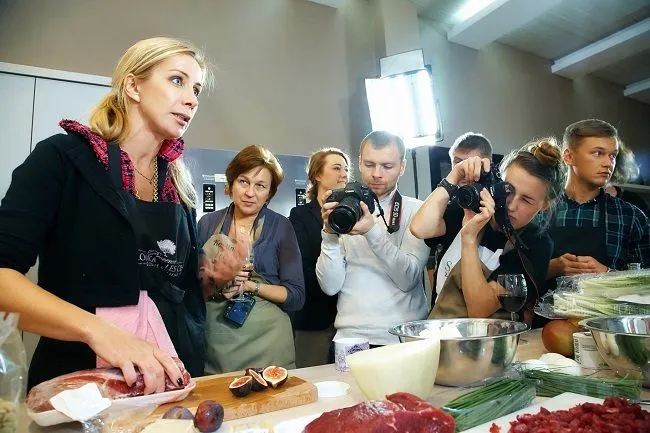 Белоцерковская проводит кулинарный мастер-класс