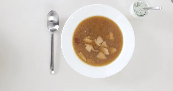 Грибной суп с перловой крупой – картинка