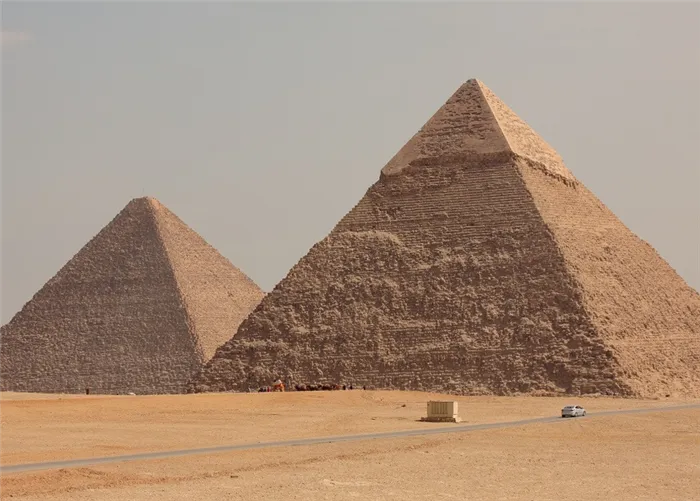 Большие пирамиды в Гизе