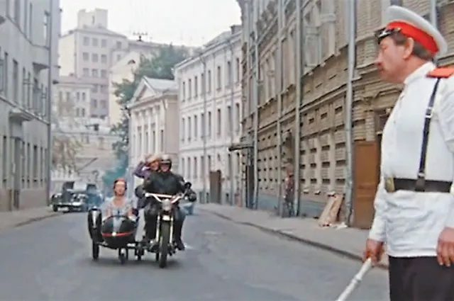 Кадр из фильма Покровские ворота