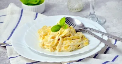 Макароны в сливочном соусе